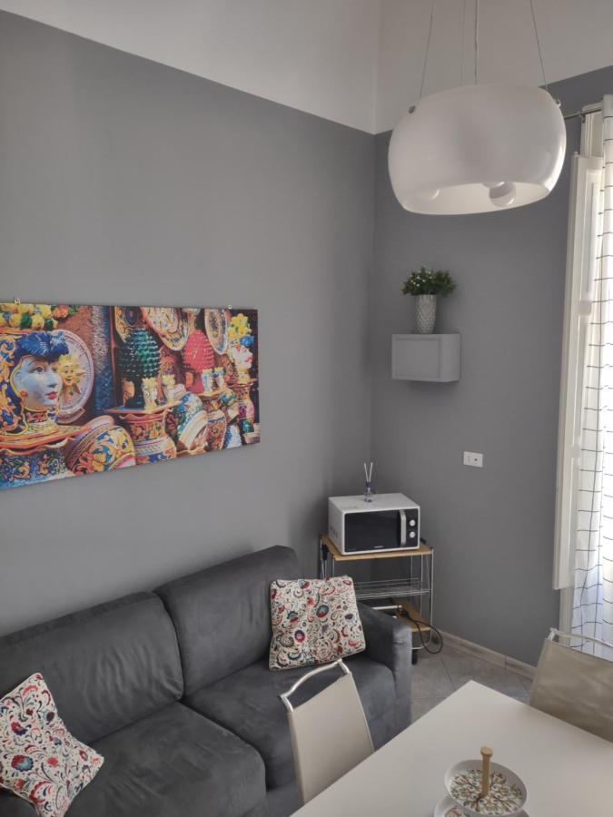 Central Apartment a due passi dal porto Palermo Esterno foto