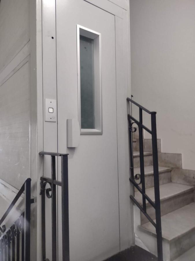 Central Apartment a due passi dal porto Palermo Esterno foto