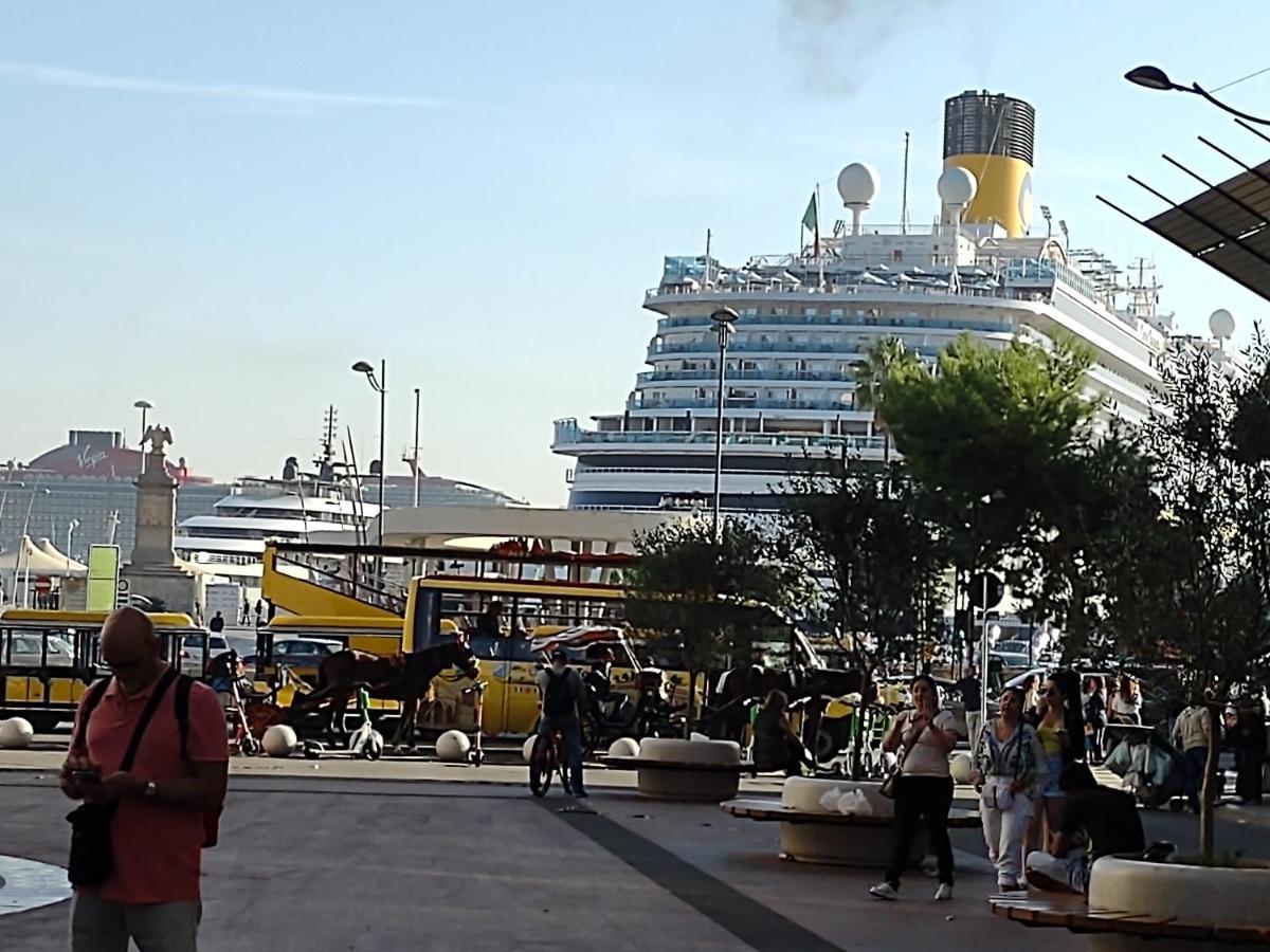 Central Apartment a due passi dal porto Palermo Esterno foto